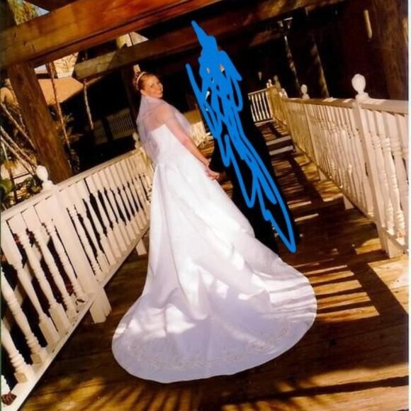 Gorgeous White Strapless A-Line Dress - Picture 1 of 8